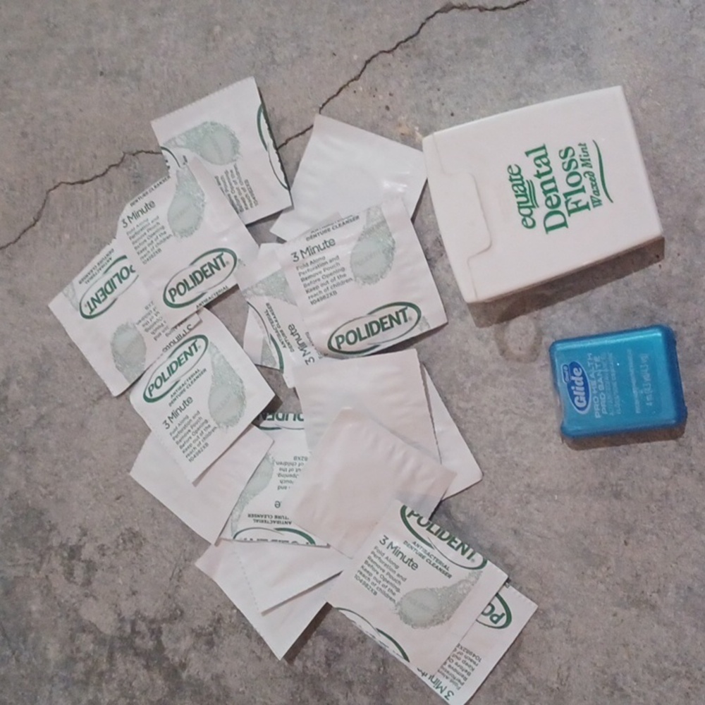 Polident and dental floss bundle